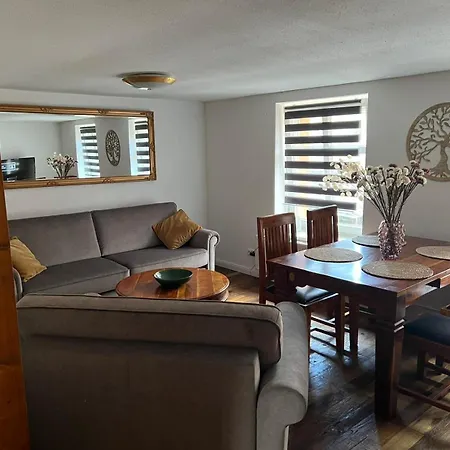 Sabina Monteurwohnung I 75 Zoll Tv I Kueche I Bad I Backofen I Daire Trebbin