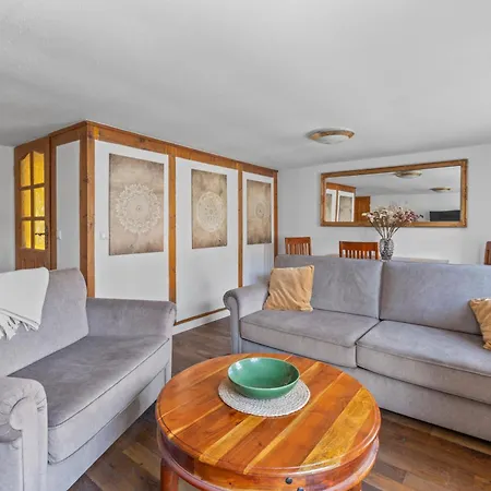 Daire Sabina Monteurwohnung I 75 Zoll Tv I Kueche I Bad I Backofen I *