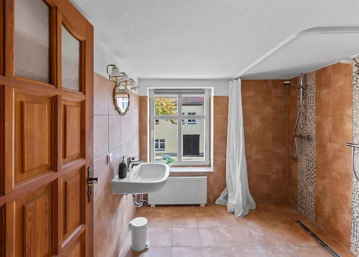 Sabina Monteurwohnung I 75 Zoll Tv I Küche I Bad I Backofen I Apartamento